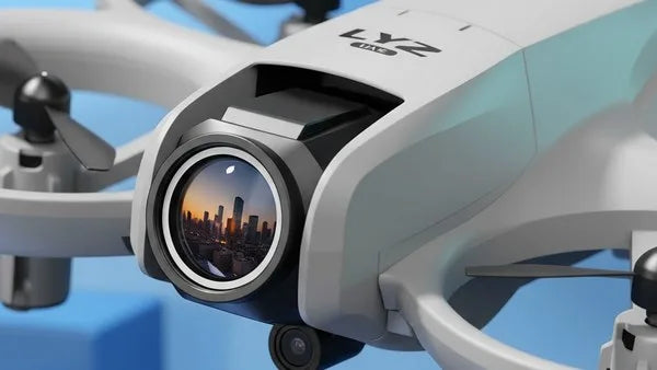 Primer plano de la cámara frontal 4K del dron LYZ-RC
