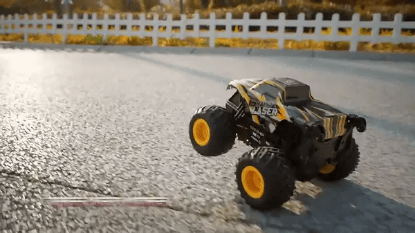 Monster truck dinosaurio accion 3