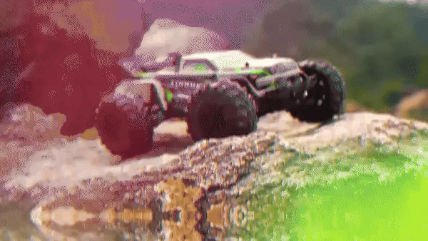 Truggy conquer accion terreno rocoso