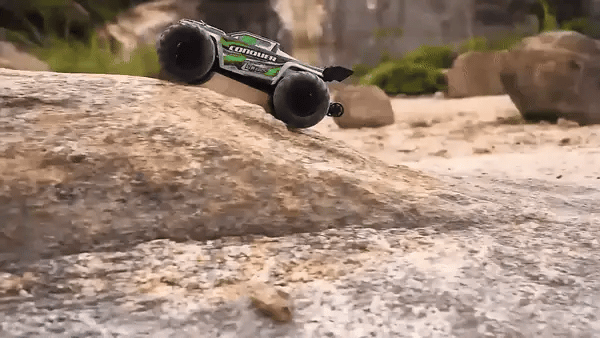 Truggy conquer verde salto rocas